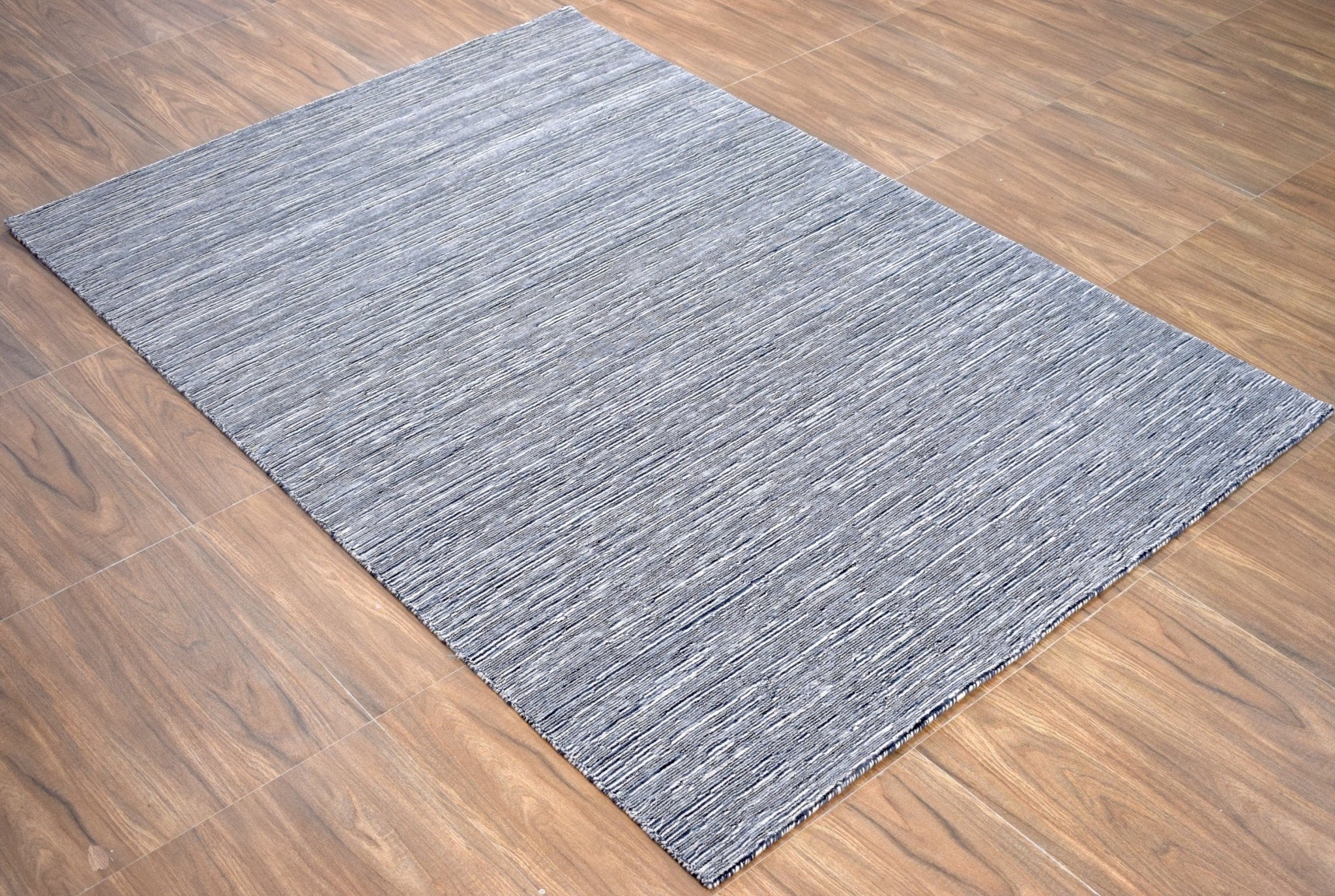 5x8 Solid Gray Rug | Handmade Wool & Viscose Area Rug | TRD1007158 - Image 4
