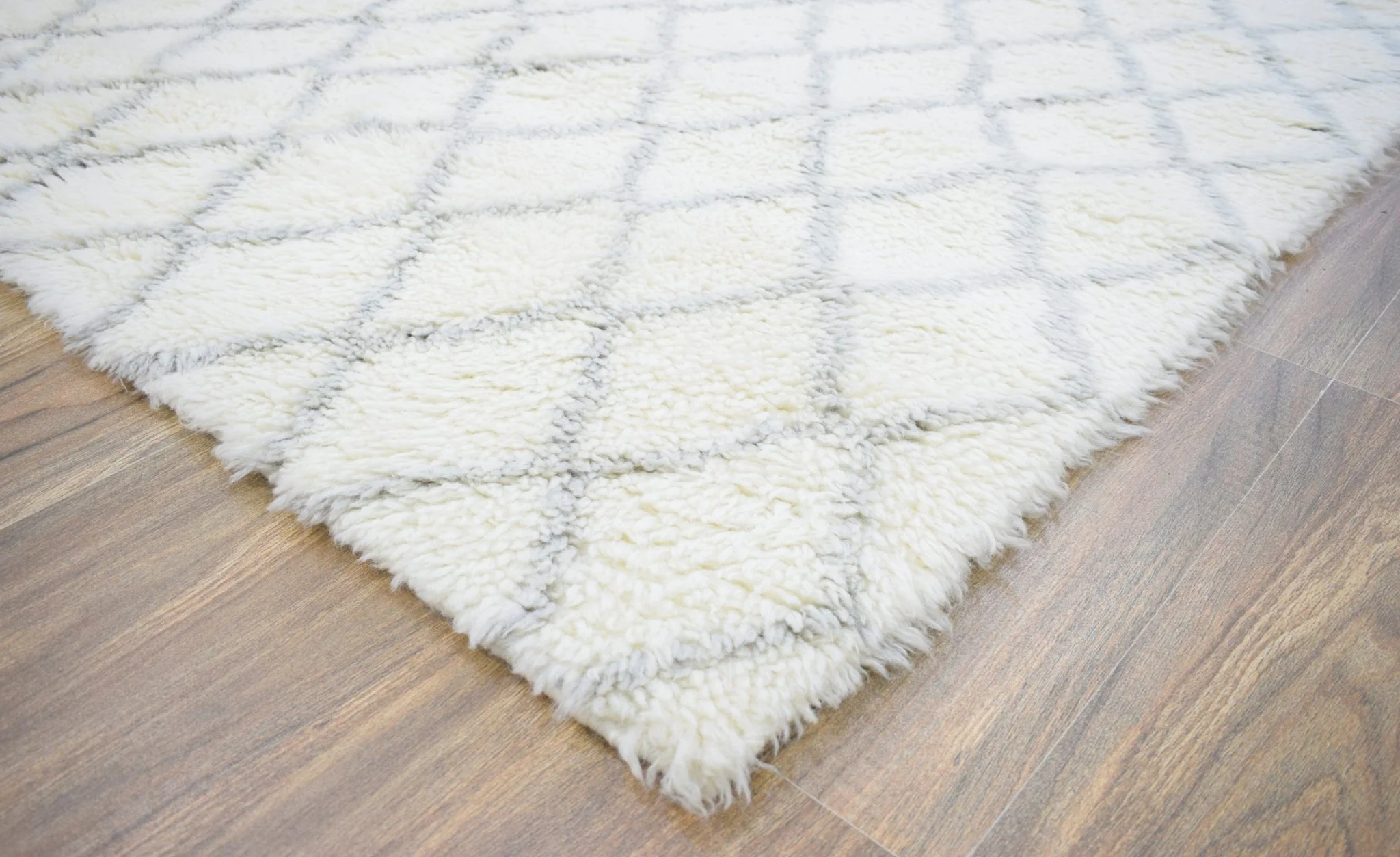 Ivory and Charcoal 4x6, 5x8 Rug Modern Handmade New Zealand Wool Area Rug The Rug Decor |TRD1715 - Image 6