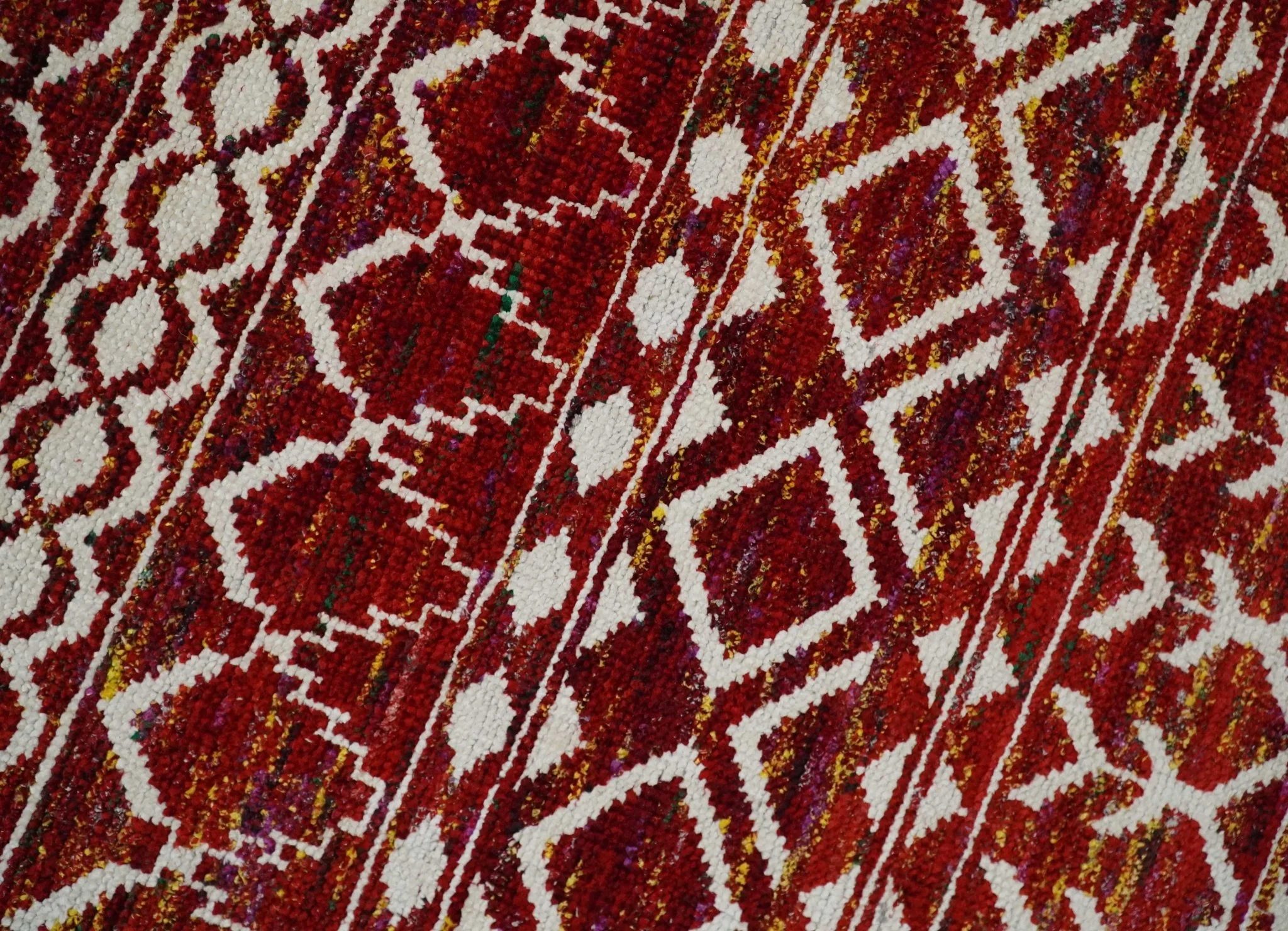 8x10 Hand Knotted Rust, Gold and White Modern Contemporary Southwestern Tribal Trellis Recycled Silk Area Rug | OP2 - Image 4