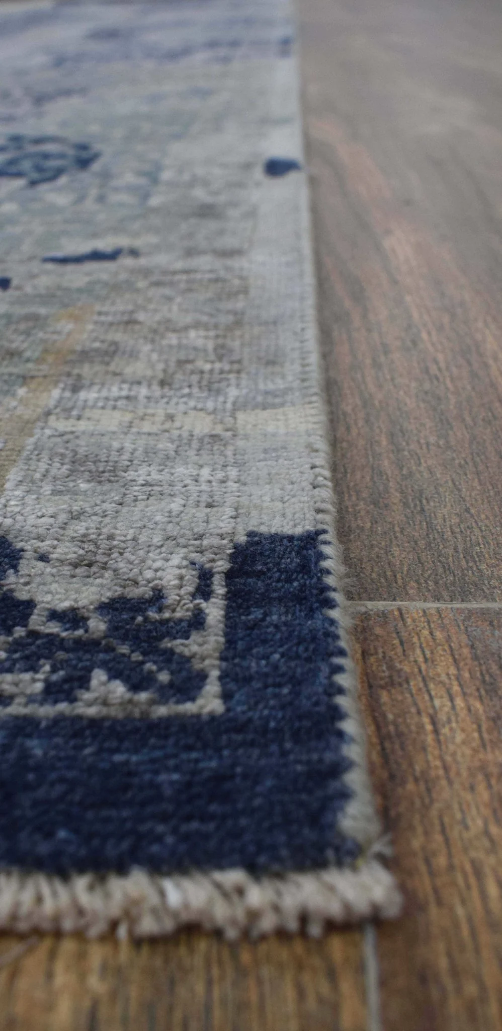 Traditional Handmade Silk and Wool 8x10 Area Rug | TRD1635810 - Image 6