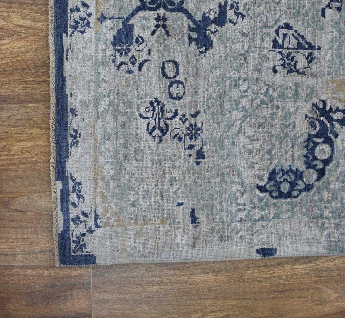 Traditional Handmade Silk and Wool 8x10 Area Rug | TRD1635810 - Image 7
