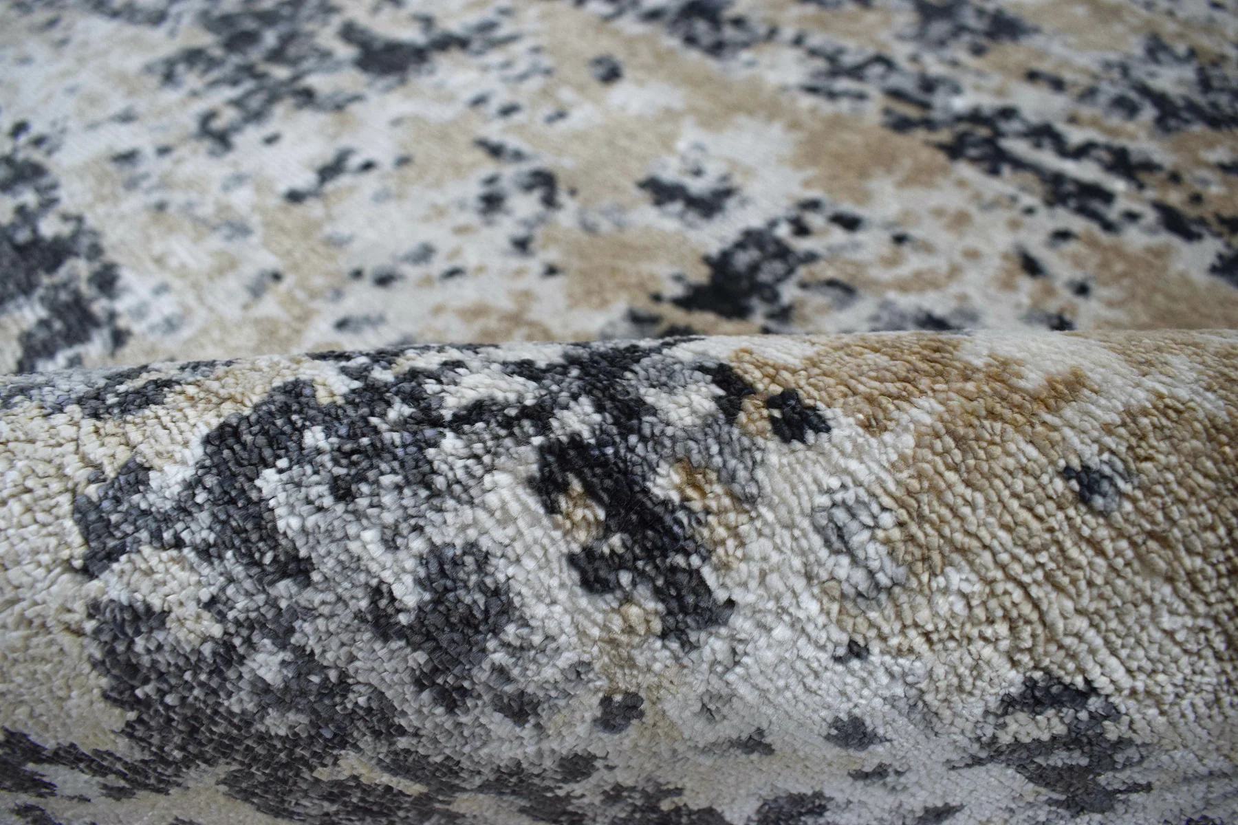 Peach and Black Industrial Design Handmade Bamboo Silk 8x10 Area Rug | TRD1692810 - Image 9